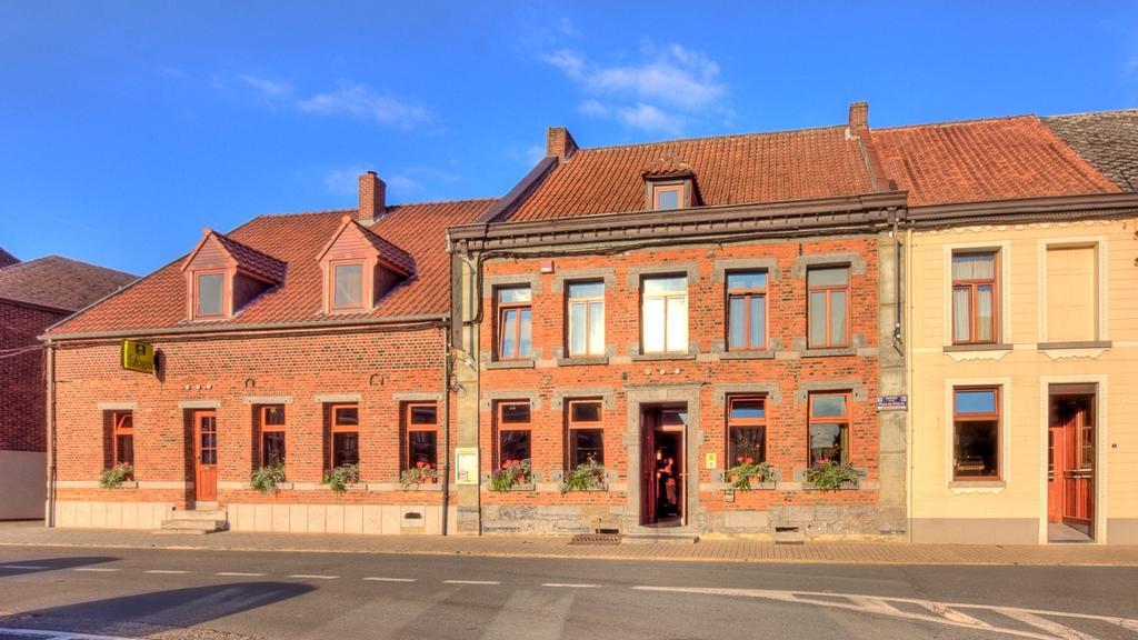 Auberge Le XIX Eme Thulin Ngoại thất bức ảnh